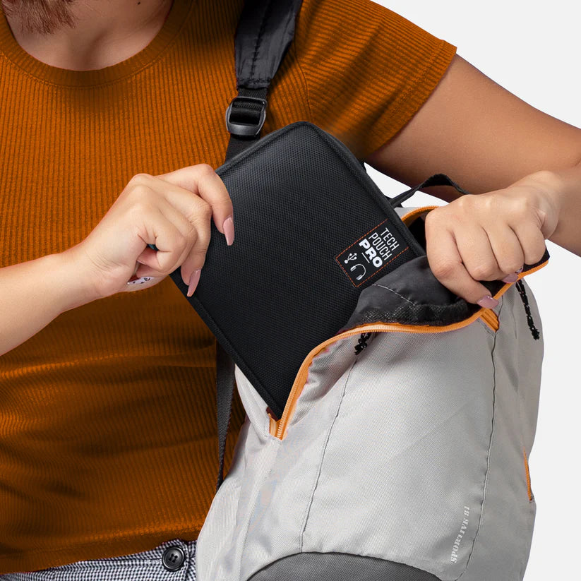 Tech Pouch-Pro