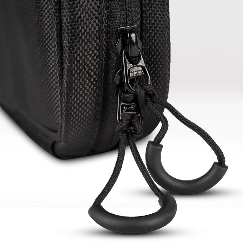 SERAVELLE-Tech Pouch-Black
